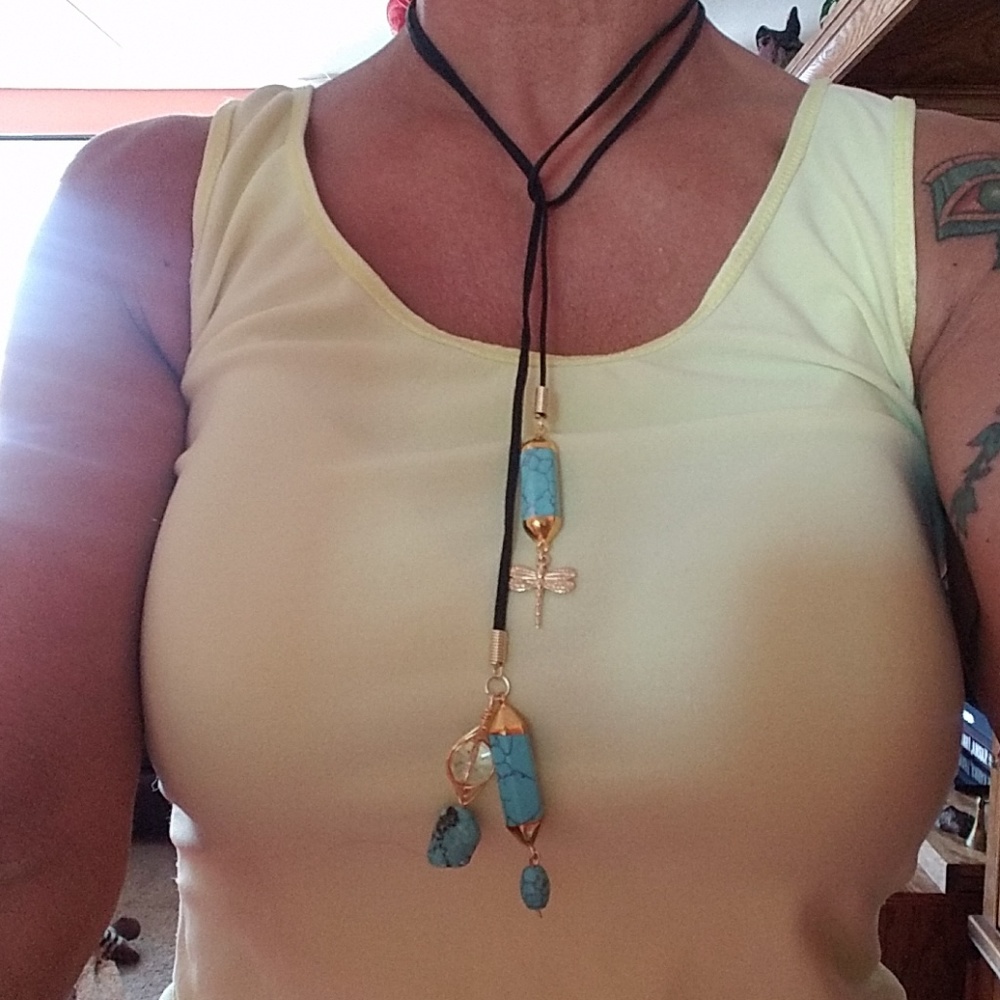 NECKLACE AND EARRINGS with turquoise and quartz cr